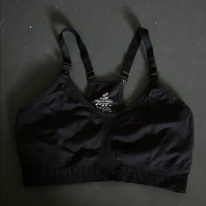Kindred Bravely nursing Sports bra Medium